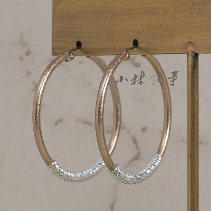 日本製 アクセサリー ｜ Accessories & Jewellery (Made in Japan) ｜ 日本原产银线穿孔耳环永远色久远色两种轻量带收纳随机发