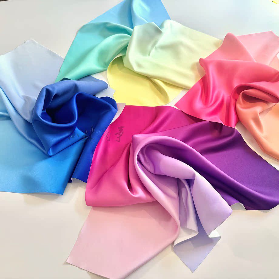 日本 色布 グラデーション ポリエステル 4枚セット ｜ Color cloth gradient polyester 4 sheets ｜ 日本四季色彩诊断渐变色布4张A3海报2张iroha印象套装聚酯面料
